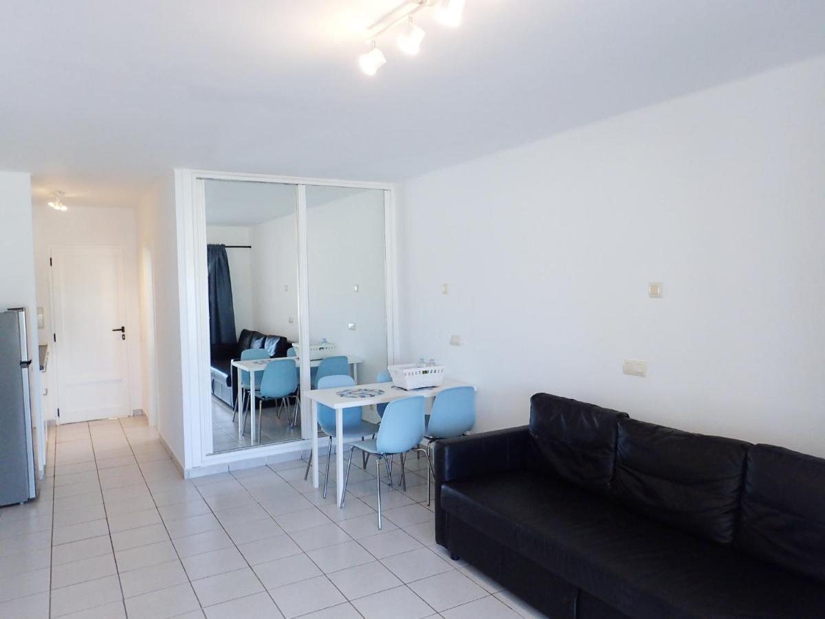 Apartamento En Playa Roca Primer Linea De Mar Costa Teguise Eksteriør billede