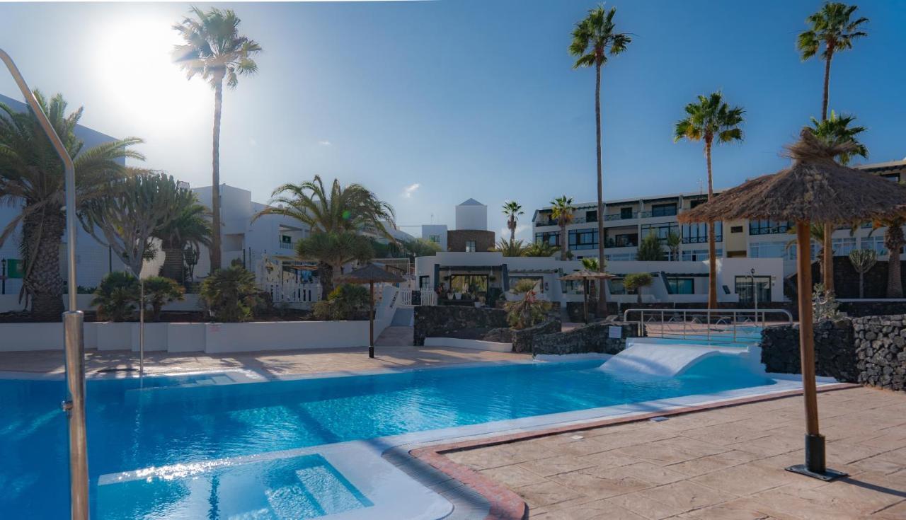 Apartamento En Playa Roca Primer Linea De Mar Costa Teguise Eksteriør billede